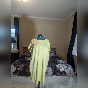 Ava & Viv- Yellow T-shirt Dress